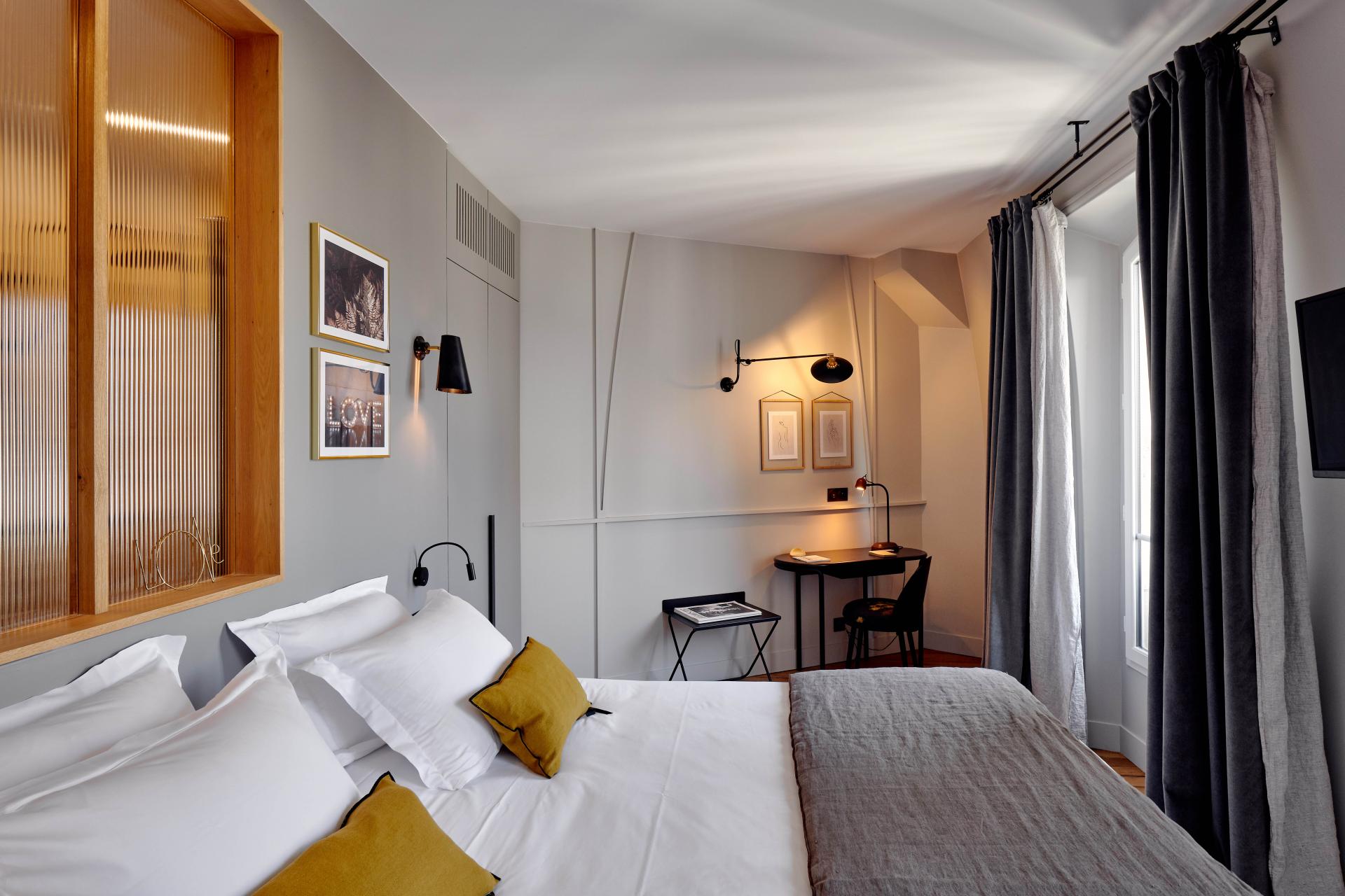 Tinah Paris, Réaumur